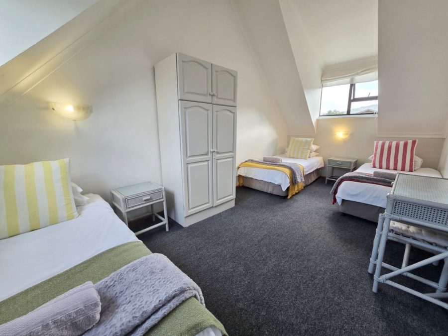 2 Bedroom Property for Sale in Wilderness Central Western Cape